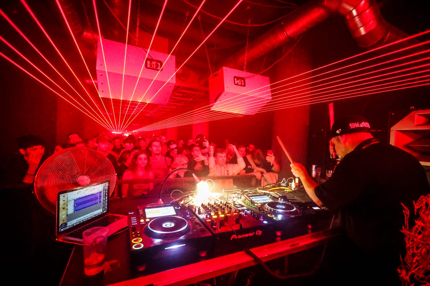 Silvester : NYE : Wax2 : Techno