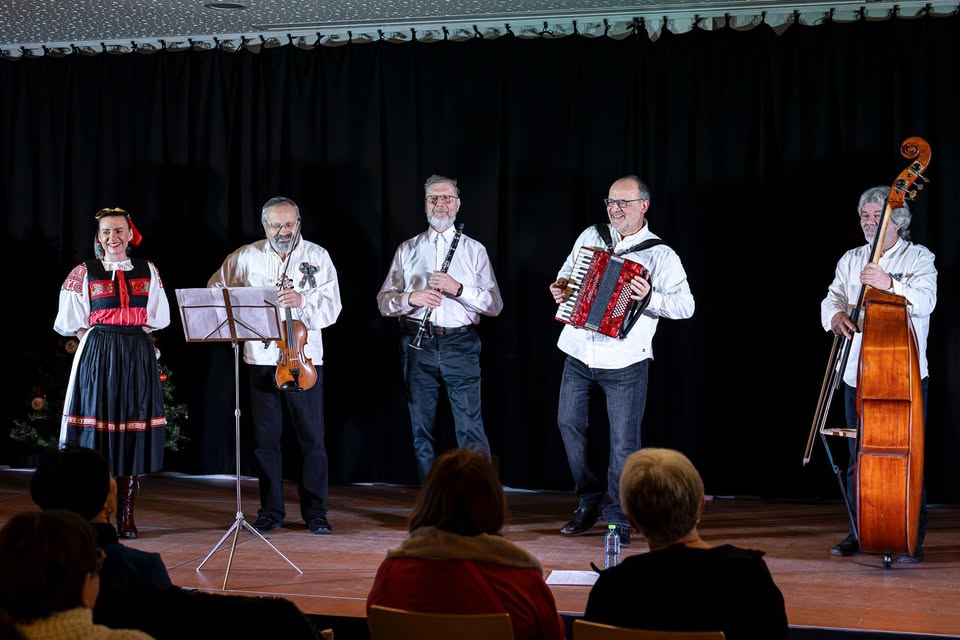 Folklor Trio - tentokrát 4. středa!