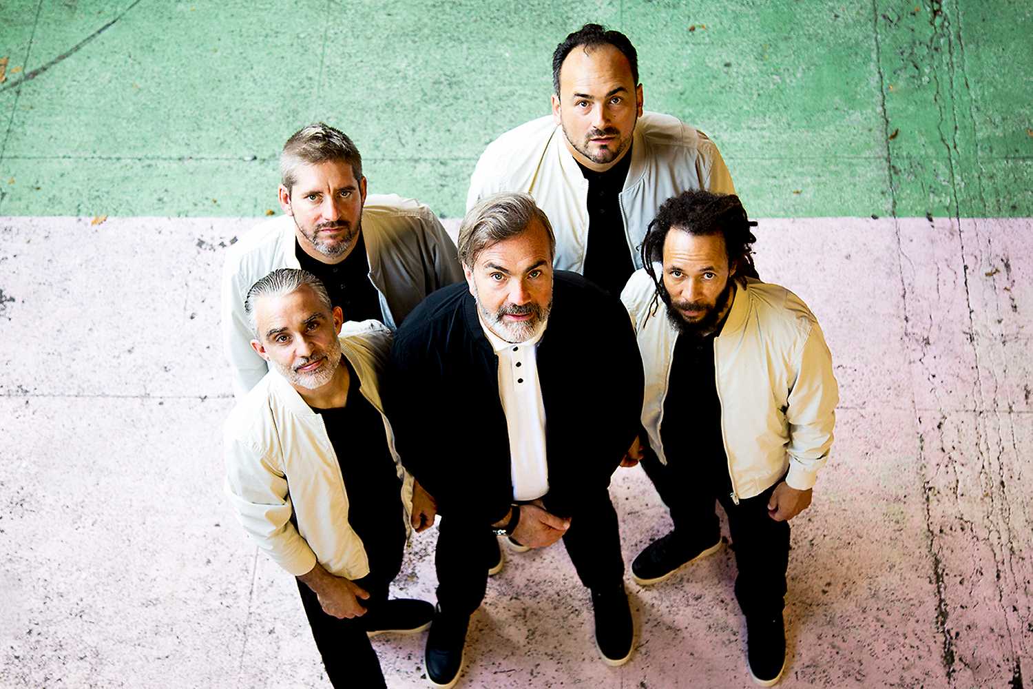 Electro Deluxe big band & B-Side Band