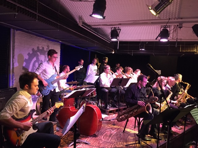 Foo Birds Big Band im Jazzclub - „Kunstfabrik Schlot“ – Weihnachtskonzert