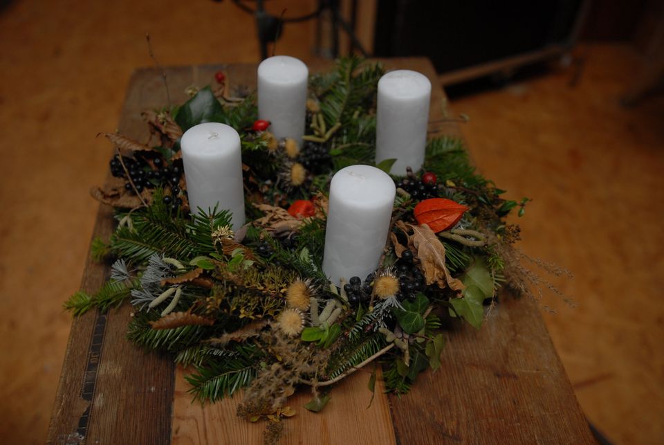 Vazba adventního věnce (pro dospěĺé)