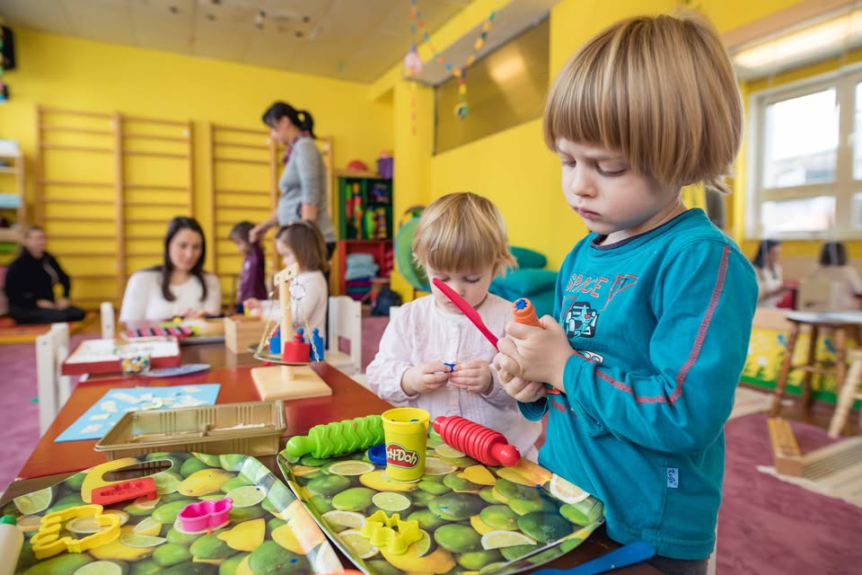 Montessori hernička pre deti od 9mes. do 4 rokov
