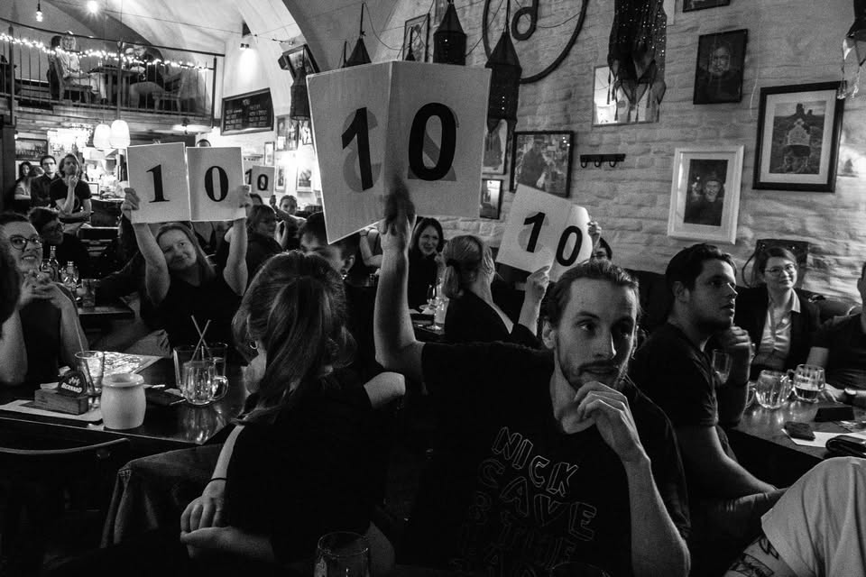 Brněnský slam poetry OpenMic ve Trojce